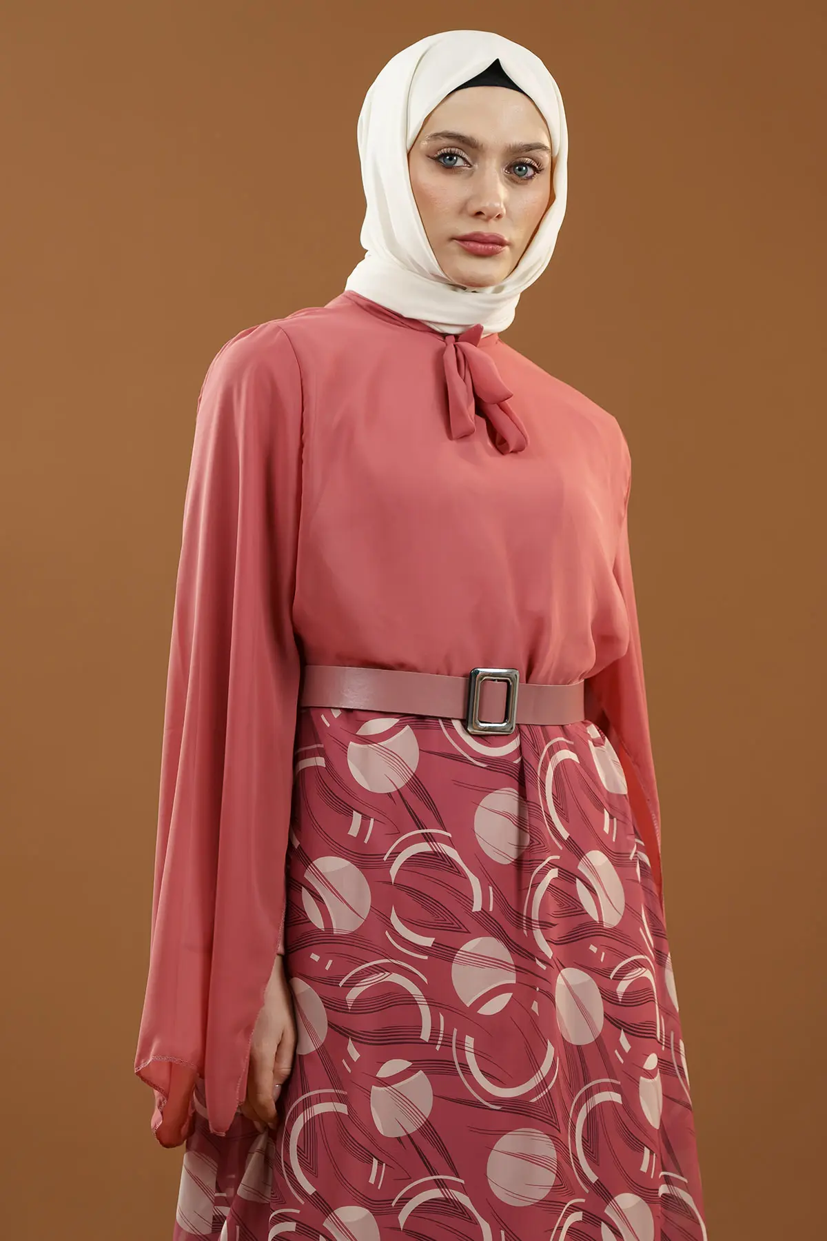 Yeni Sezon Eteği Desenli Tesettür Elbise-detail