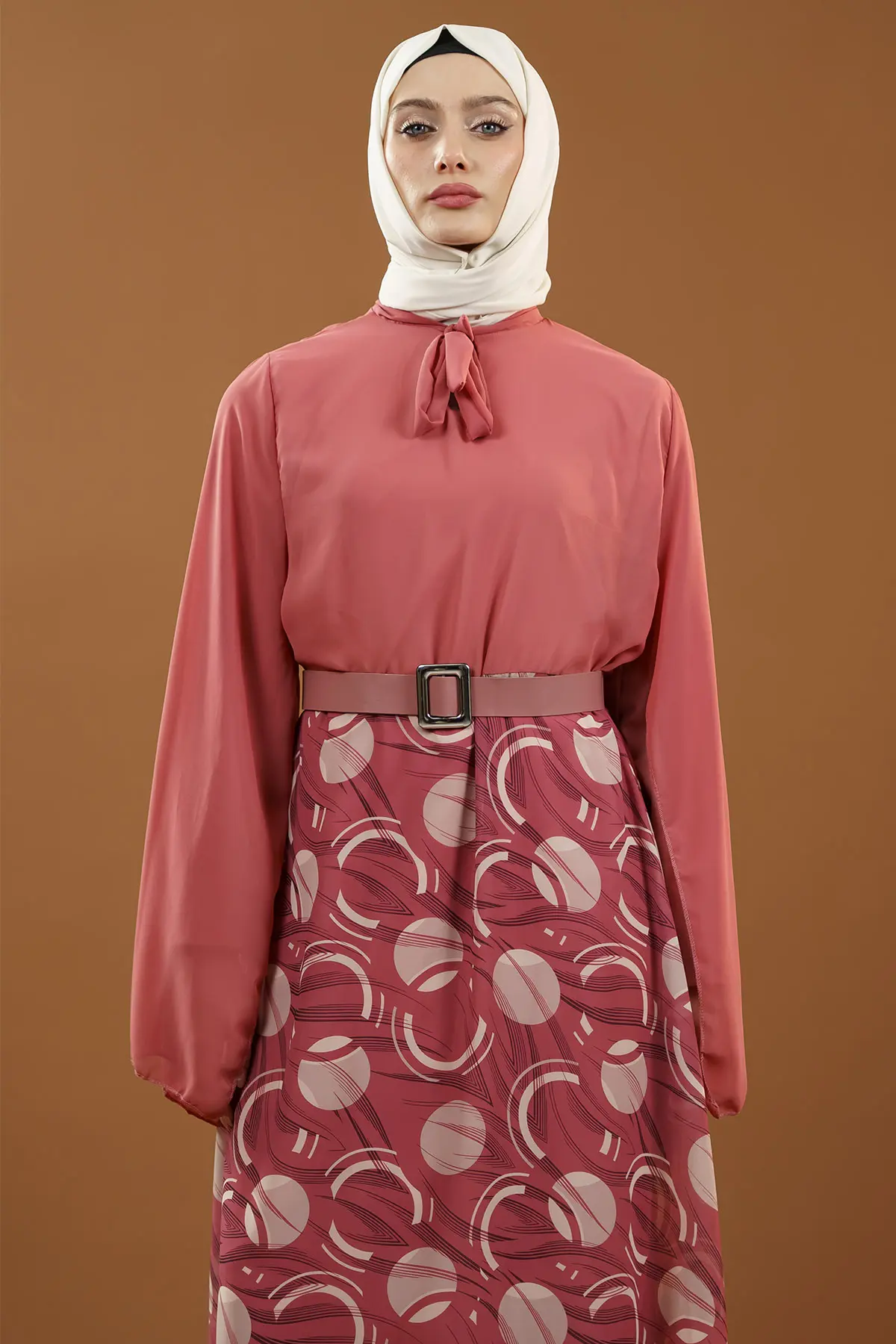 Yeni Sezon Eteği Desenli Tesettür Elbise-detail