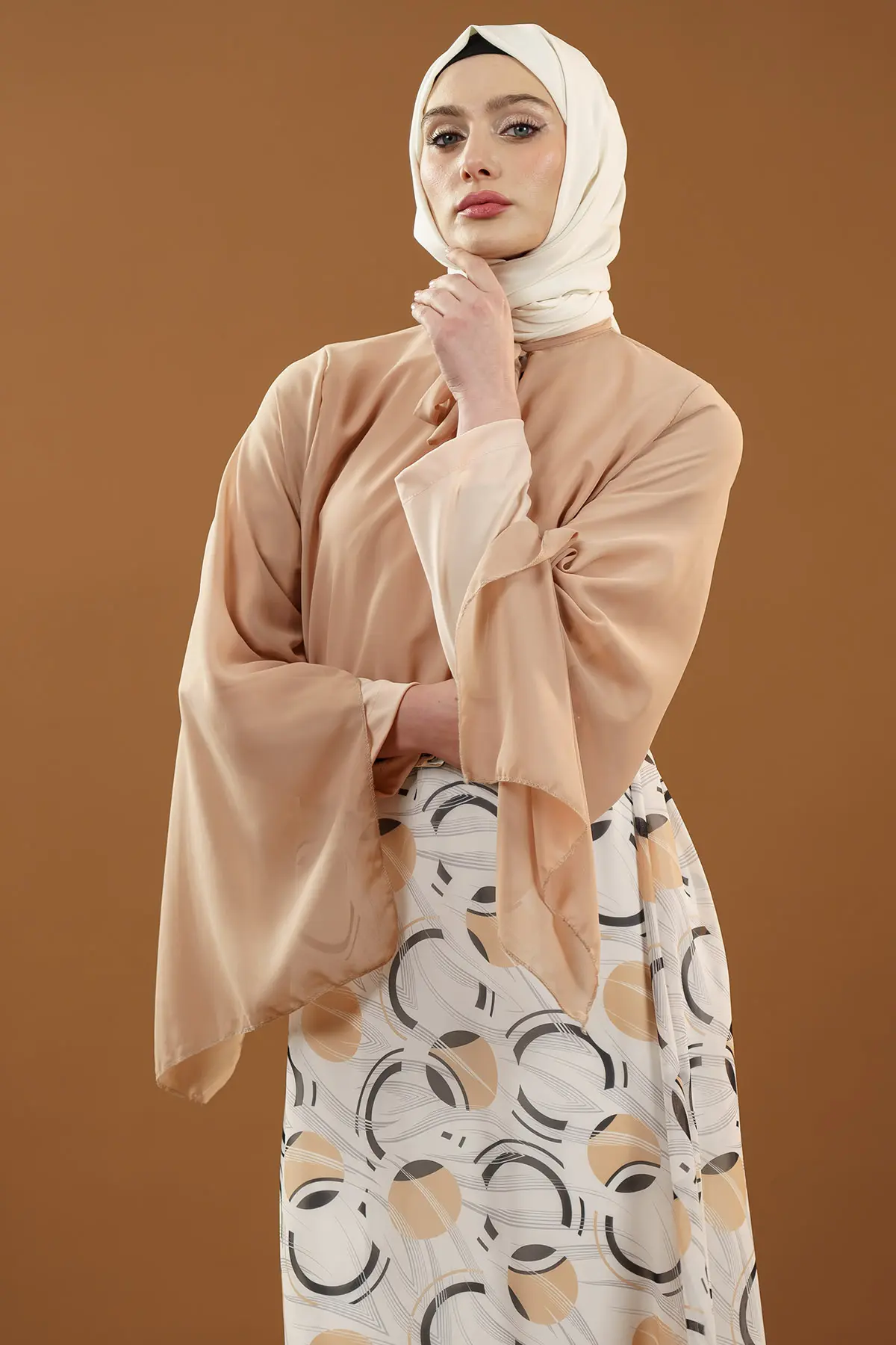 Yeni Sezon Eteği Desenli Tesettür Elbise-detail