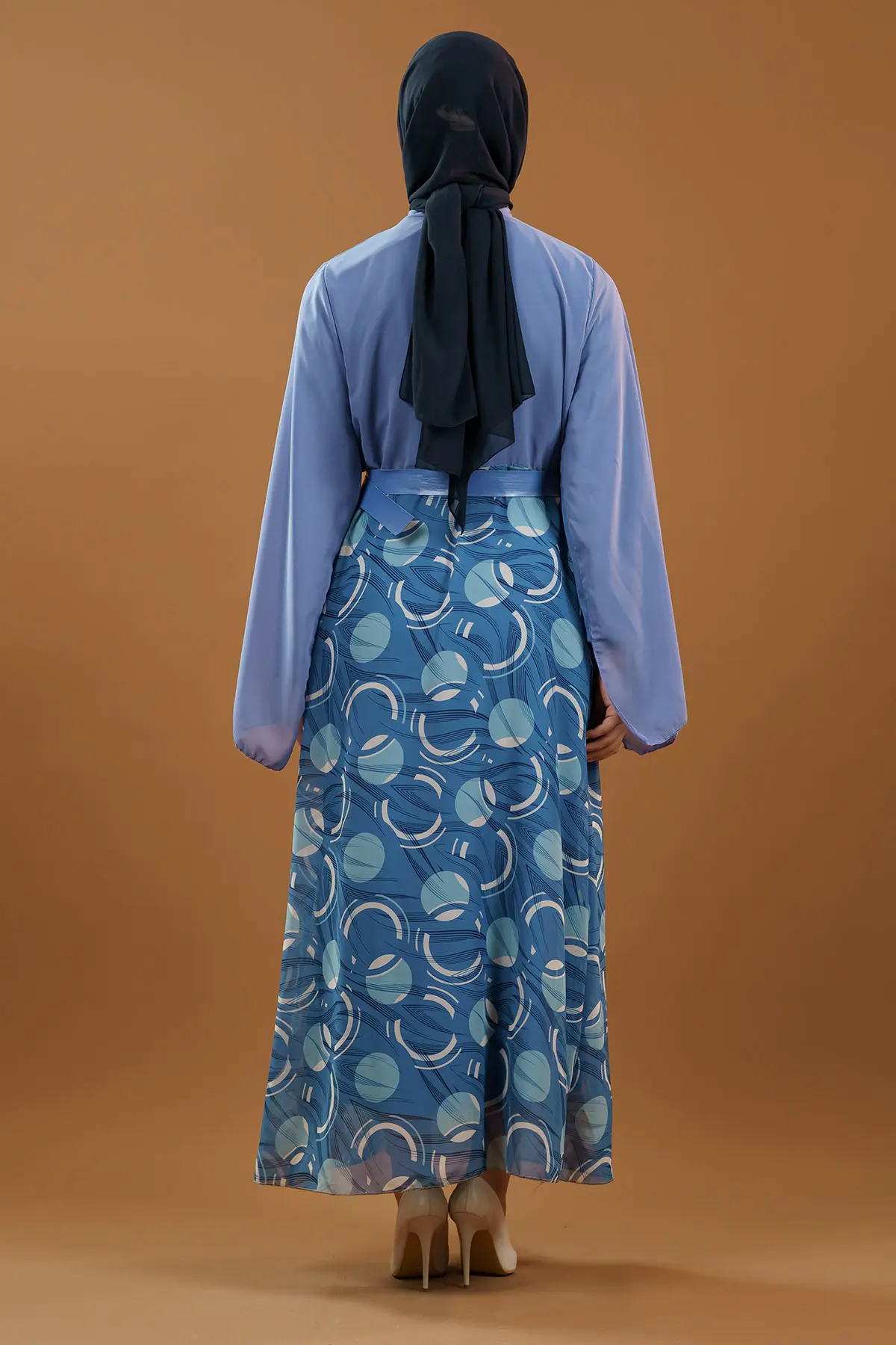 Yeni Sezon Eteği Desenli Tesettür Elbise-detail