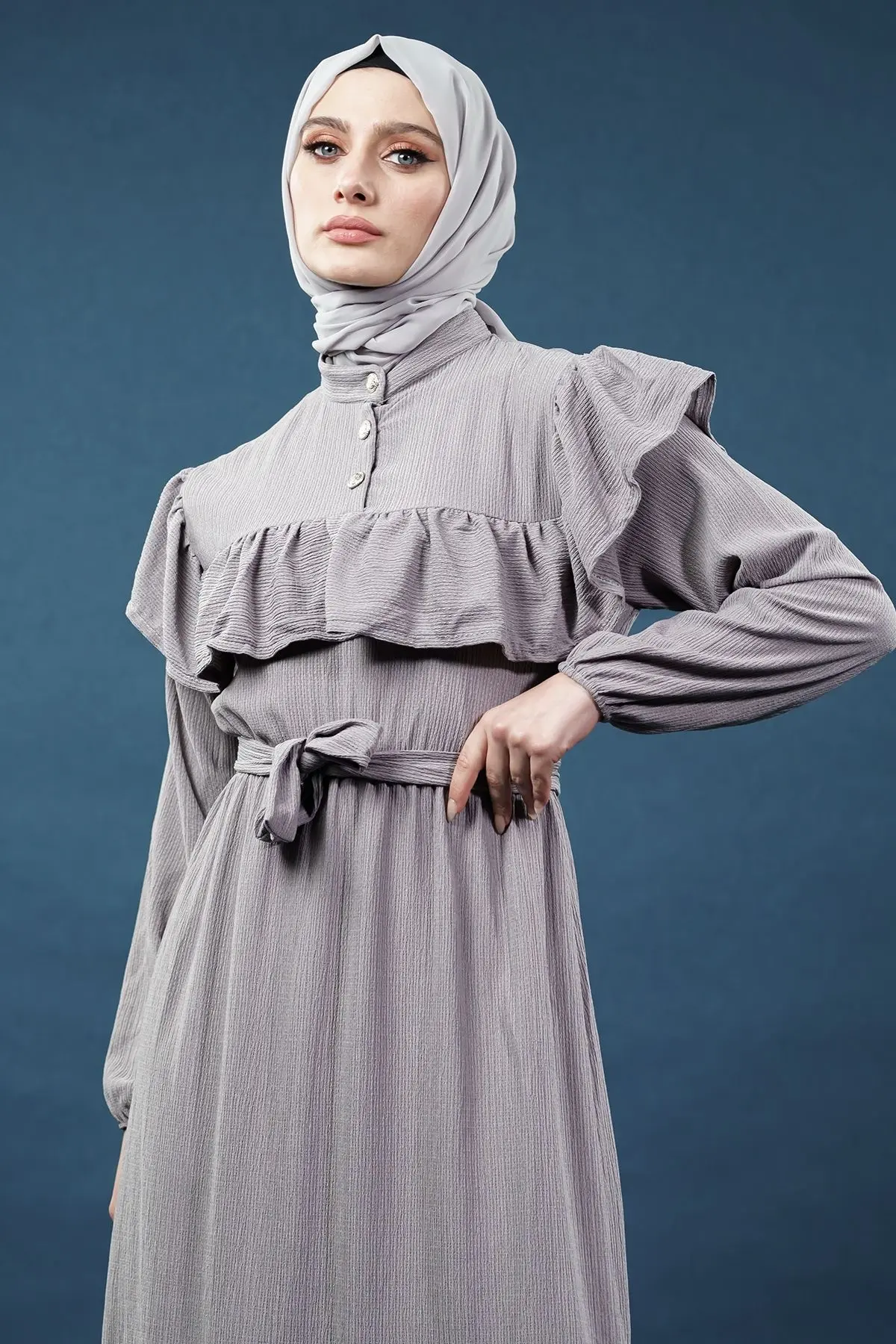 Yeni Sezon Fırfırlı Gri Elbise-detail