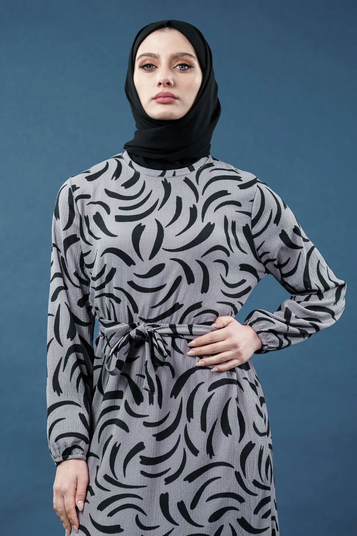 Yeni Sezon Kuşaklı Desenli Gri Elbise-detail