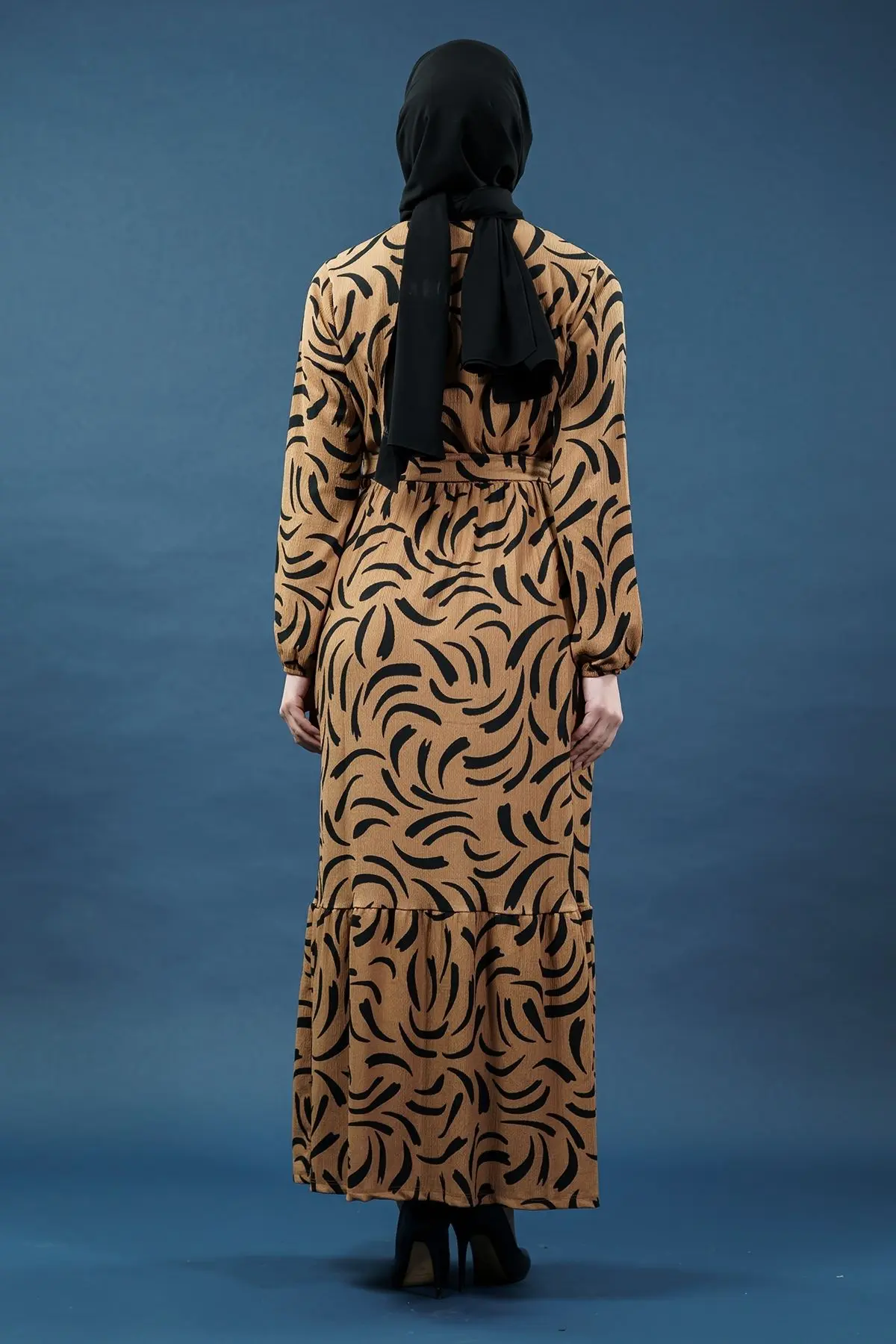 Yeni Sezon Kuşaklı Desenli Kahverengi Elbise-detail