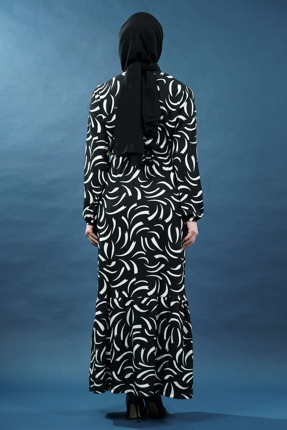 Yeni Sezon Kuşaklı Desenli Siyah Elbise-detail