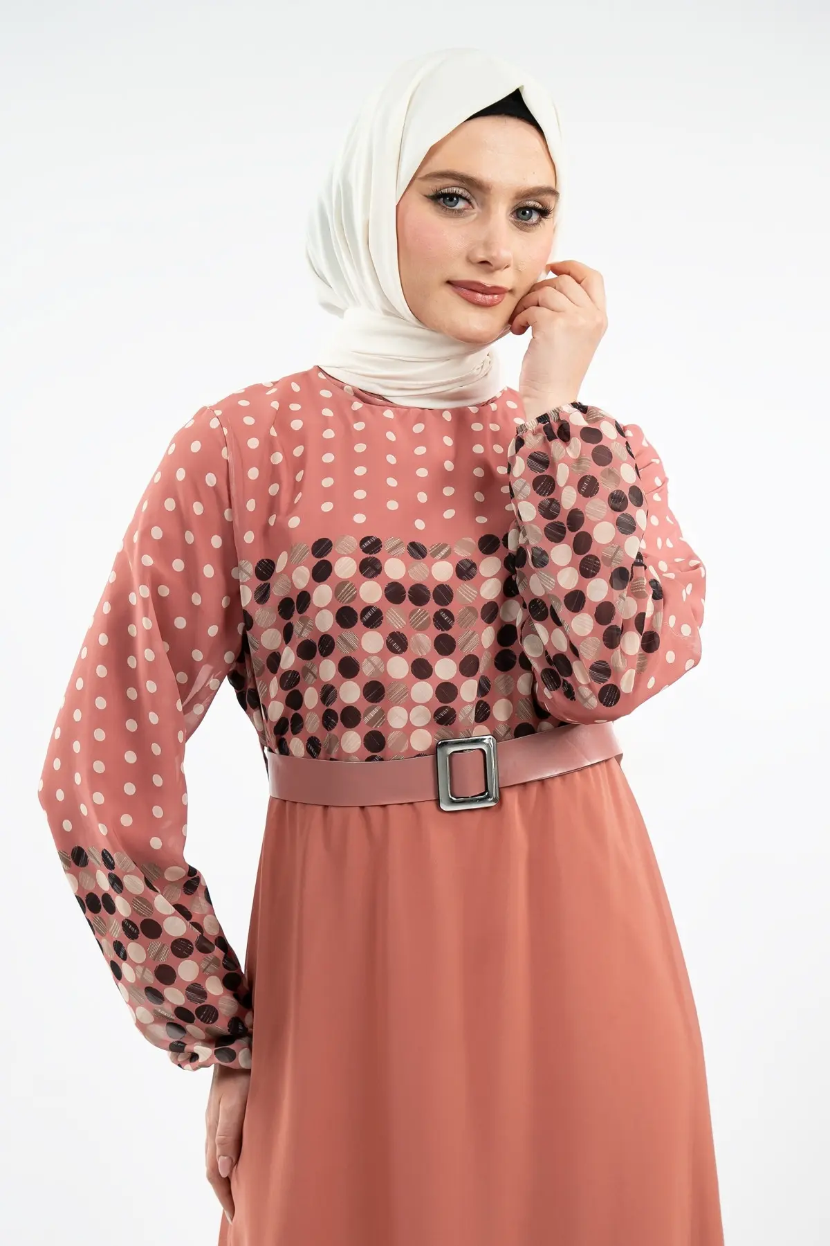 Yeni Sezon Puantiyeli Tesettür Elbise-detail