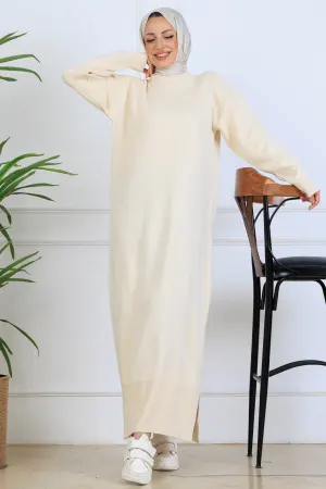 Yırtmaç Detaylı Triko Elbise