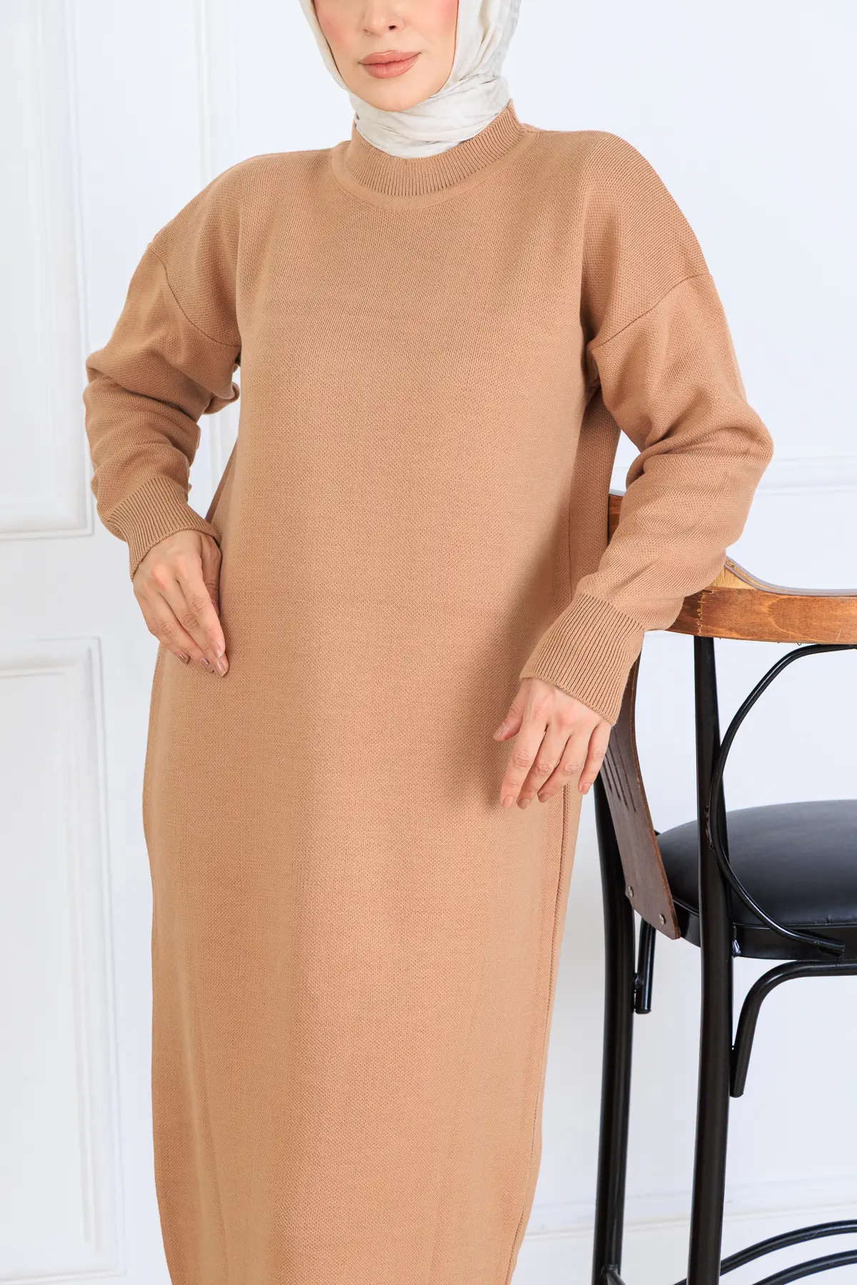 Yırtmaç Detaylı Triko Elbise-detail