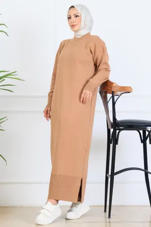 Yırtmaç Detaylı Triko Elbise