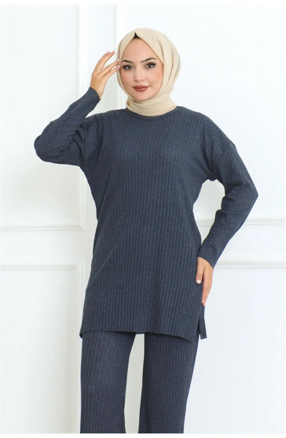 Slit Camisole Set-detail