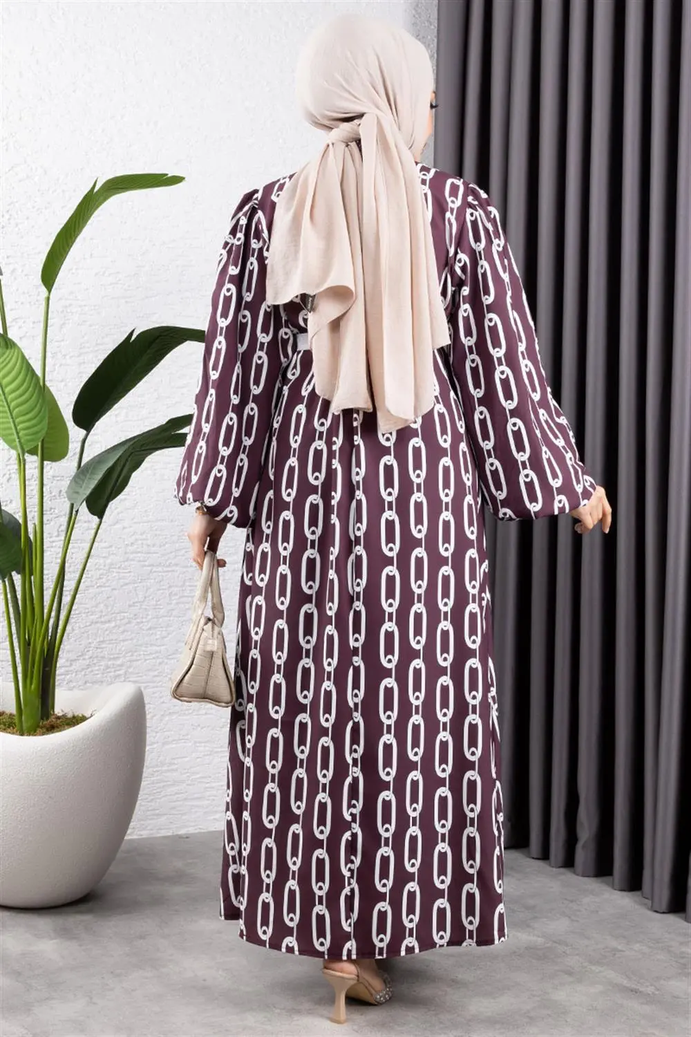 Chain Patterned Hijab Dress-detail