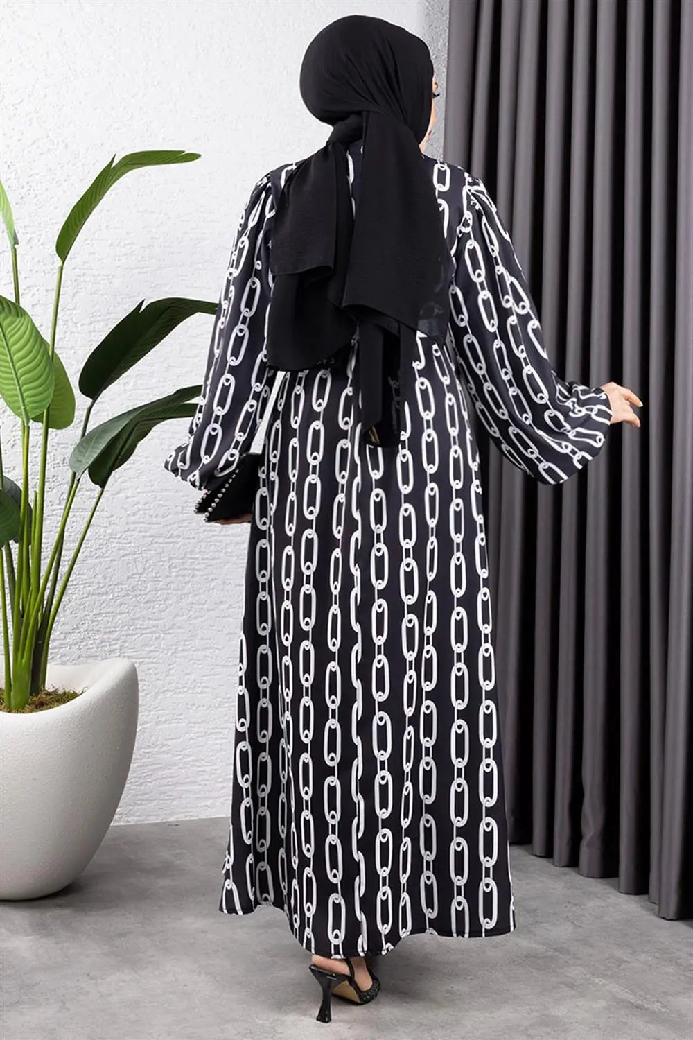 Chain Patterned Hijab Dress-detail