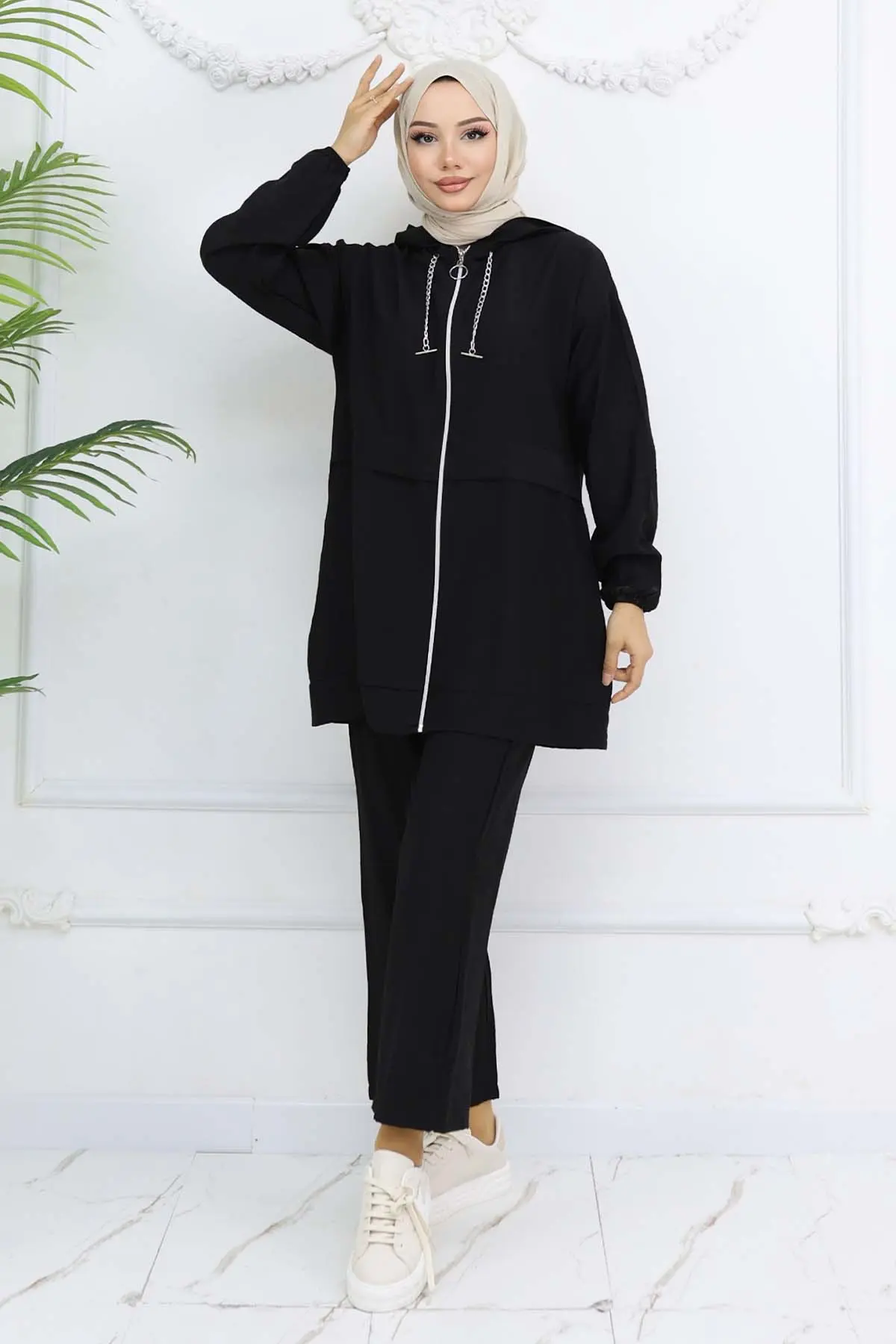 Chain Detailed Hijab Suit-detail