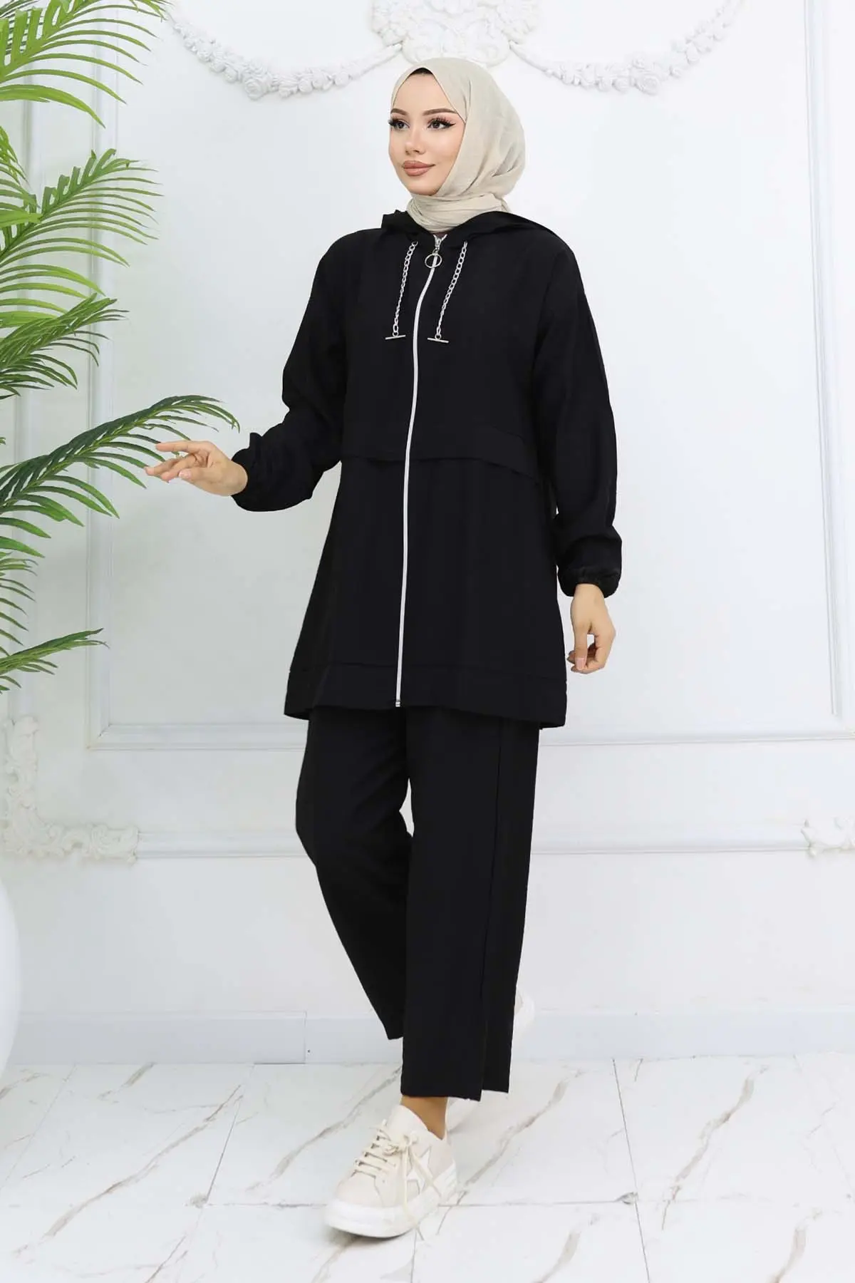 Chain Detailed Hijab Suit-detail