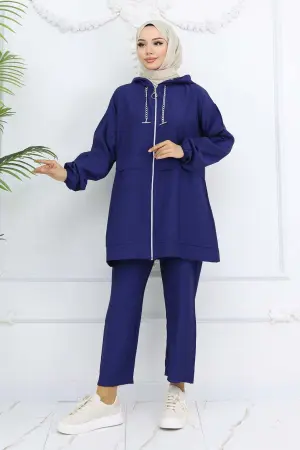 Chain Detailed Hijab Suit