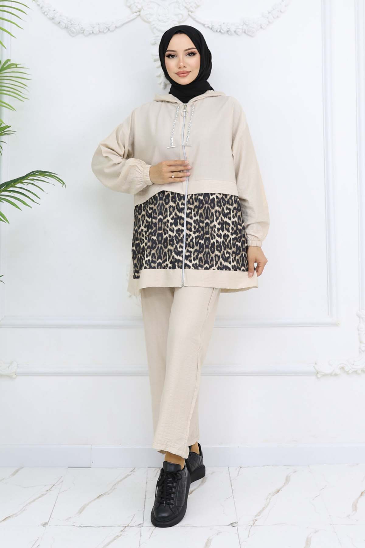 Chain Leopard Patterned Suit