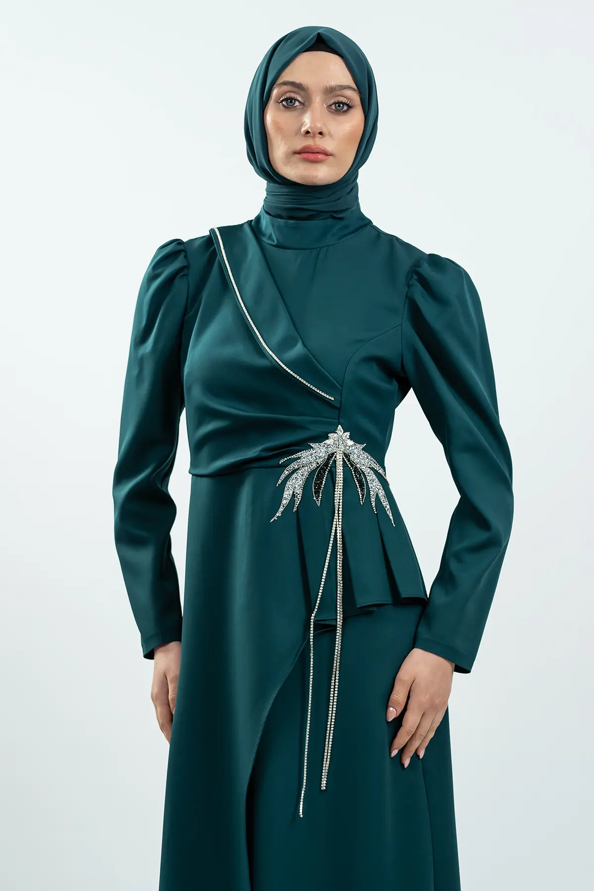 Emerald Green Stone Detailed Evening Dress-detail