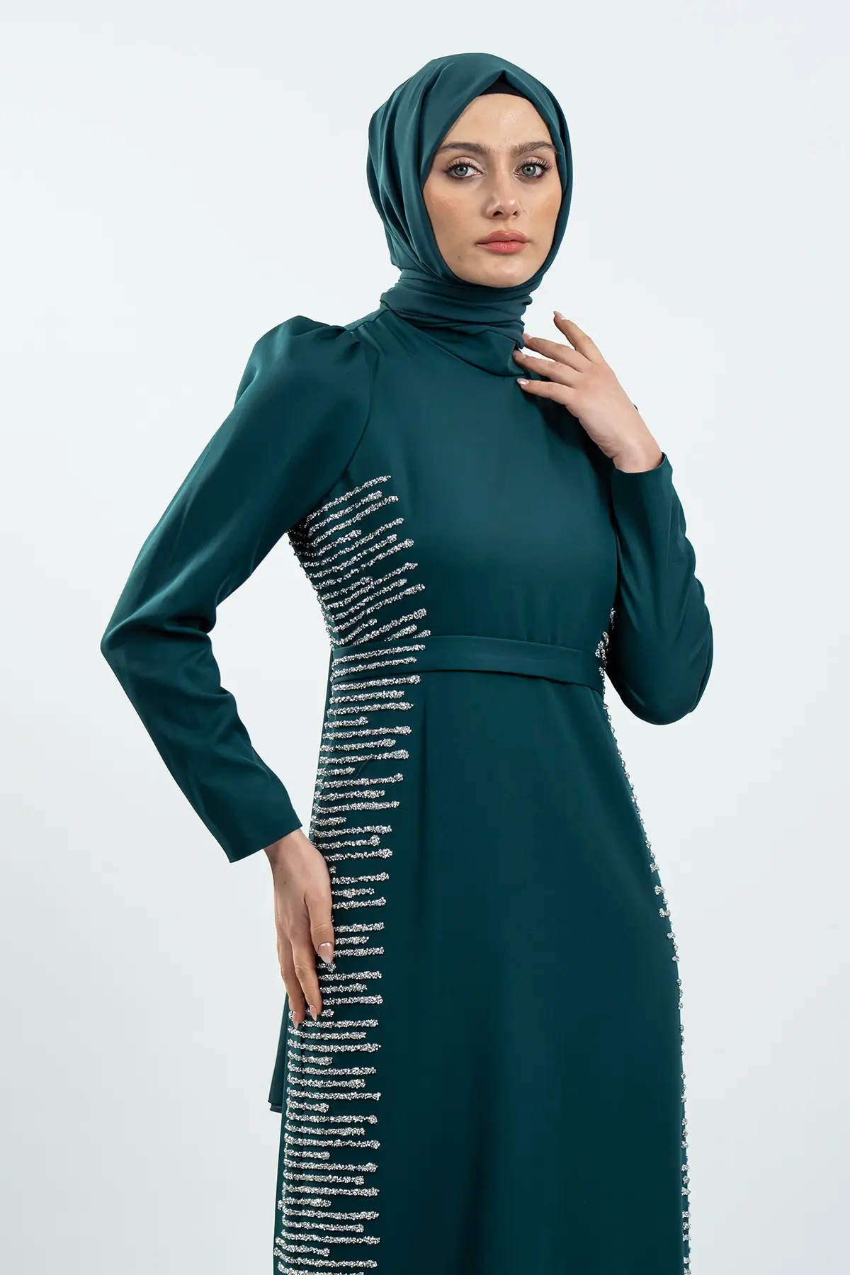 Emerald Green Stone Detailed Evening Dress-detail